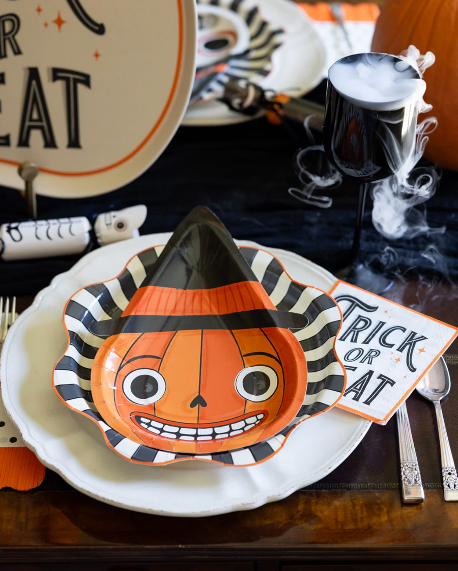 VIntage Halloween Character Paper Plate Set